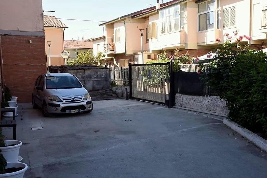 Villa Aurora Fronte Spiaggia Пескара Екстериор снимка
