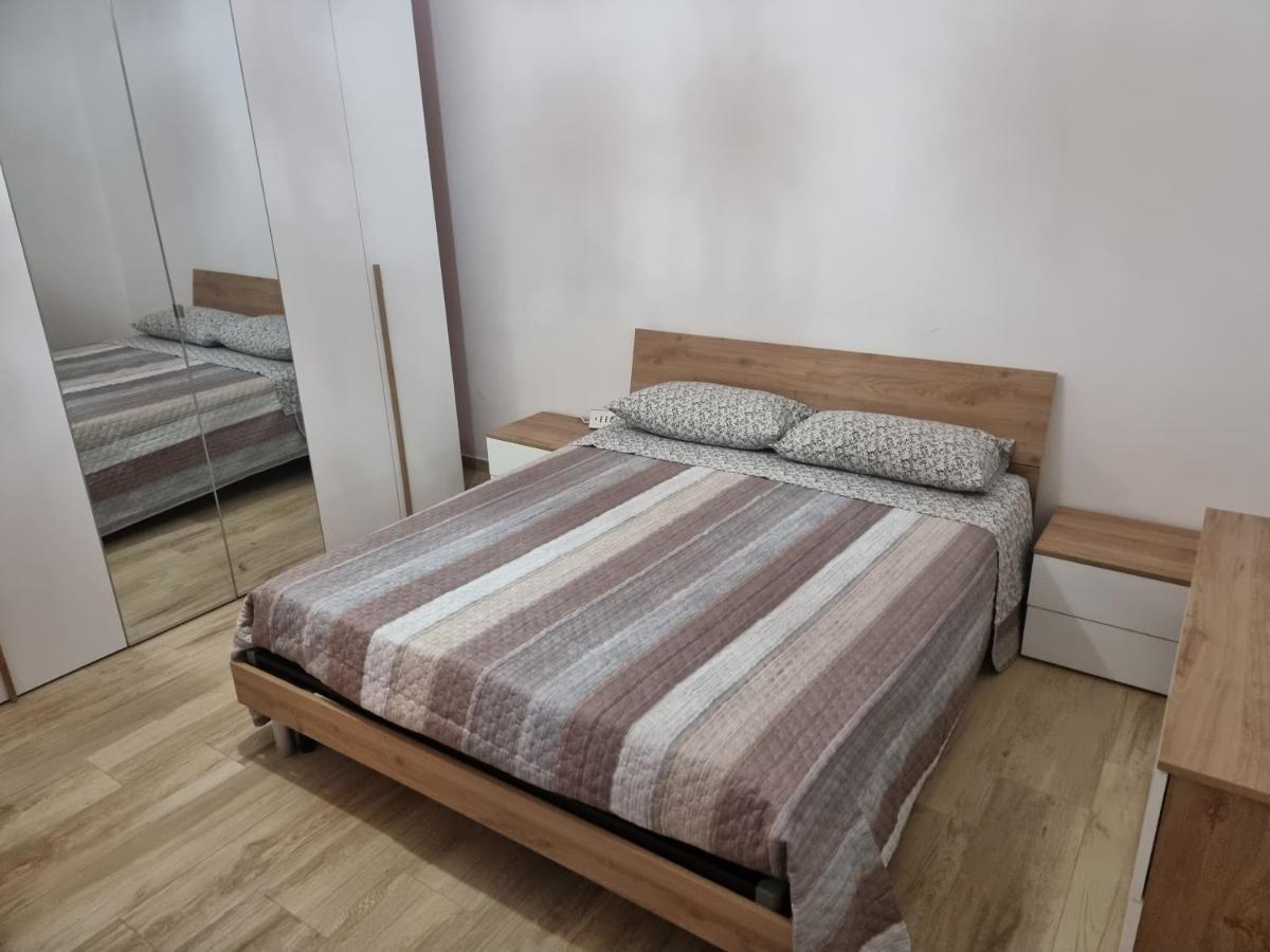 Villa Aurora Fronte Spiaggia Пескара Екстериор снимка